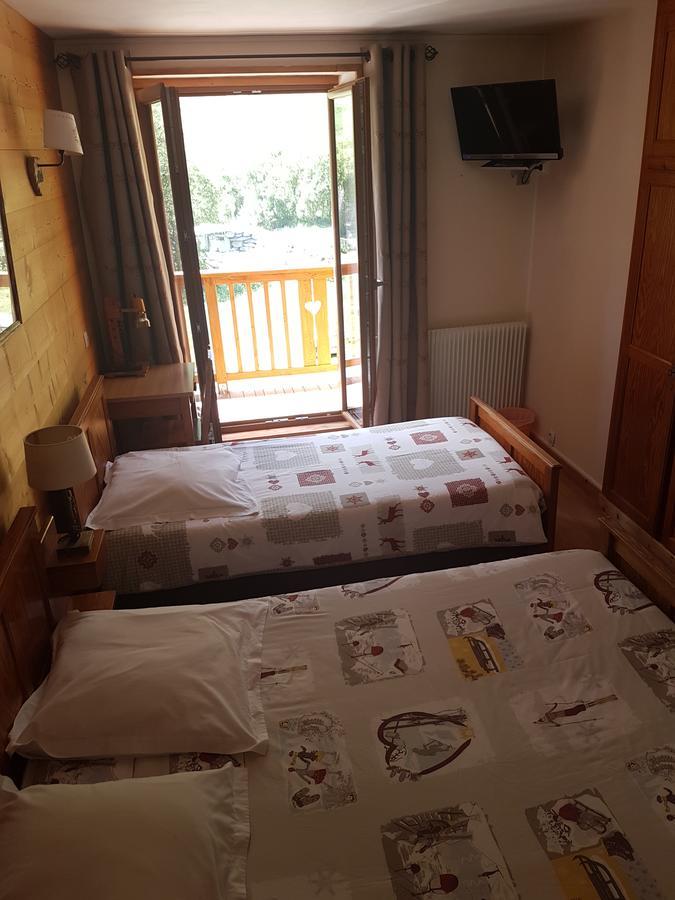 Hotel La Vanoise Bessans Buitenkant foto