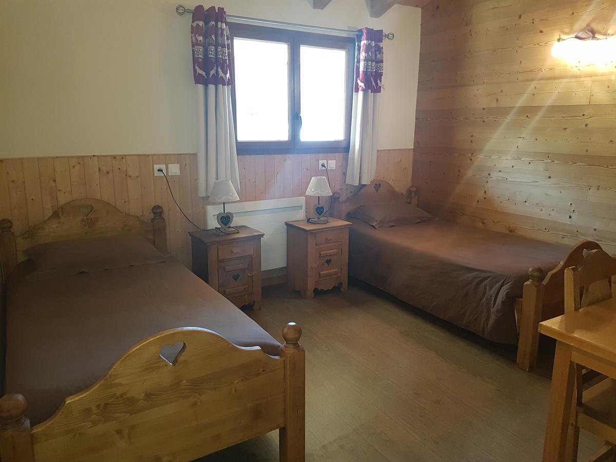 Hotel La Vanoise Bessans Buitenkant foto