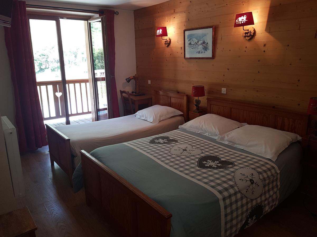 Hotel La Vanoise Bessans Buitenkant foto